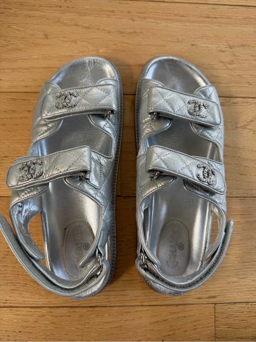 CHANEL Silver Quilted Sandals with CC Logo Accents - Picture 3 of 6